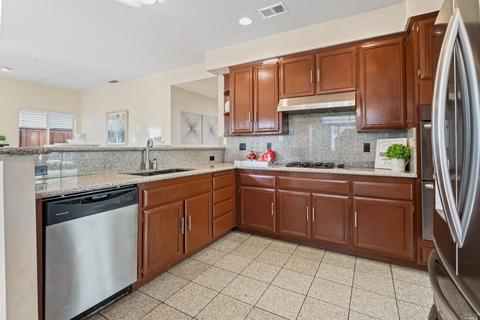 315 Glenview Cir, Vallejo, CA 94591 photo 17