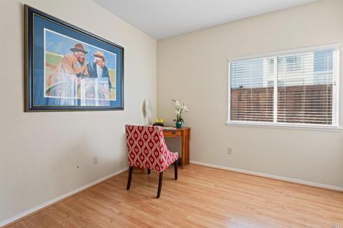 315 Glenview Cir, Vallejo, CA 94591 photo 27