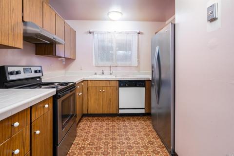704 Windward Dr, Rodeo, CA 94572 photo 12