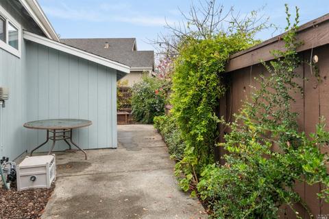 815 Glen Miller Dr, Windsor, CA 95492 photo 24