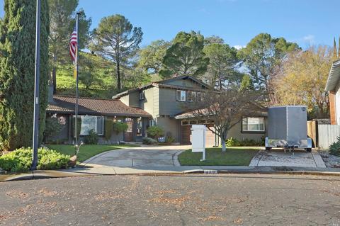 429 Oak View Dr, Vacaville, CA 95688 photo 2