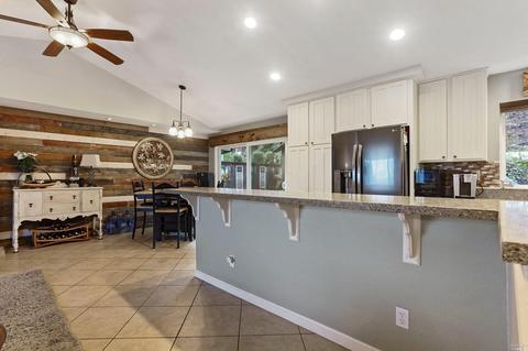 429 Oak View Dr, Vacaville, CA 95688 photo 9