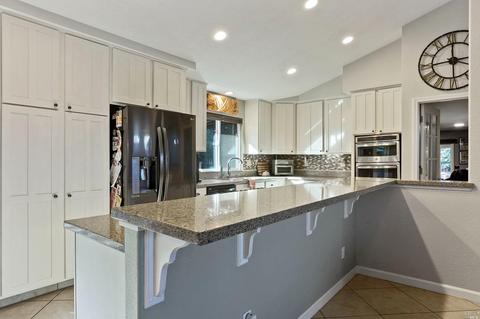 429 Oak View Dr, Vacaville, CA 95688 photo 14