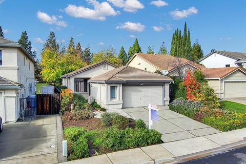 511 Edenderry Dr, Vacaville, CA 95688 photo 2