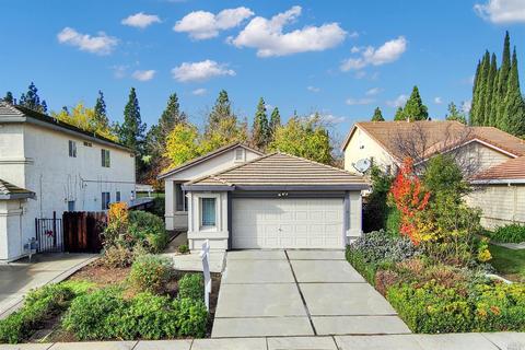 511 Edenderry Dr Vacaville Ca 95688 58 Photos Mls 321112708 Movoto