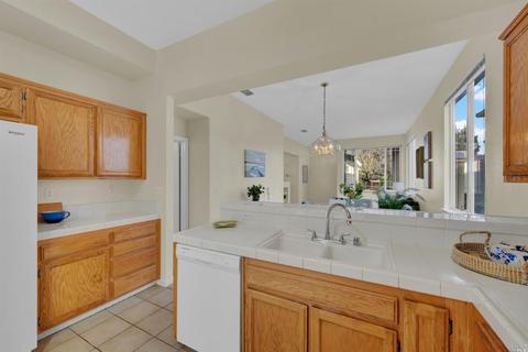 511 Edenderry Dr, Vacaville, CA 95688 photo 19