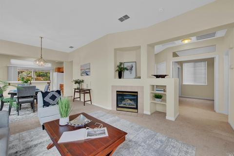 511 Edenderry Dr, Vacaville, CA 95688 photo 3