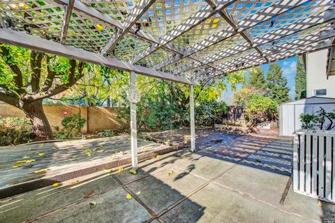 511 Edenderry Dr, Vacaville, CA 95688 photo 36