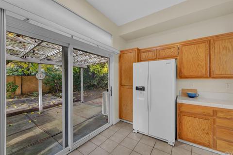 511 Edenderry Dr, Vacaville, CA 95688 photo 14