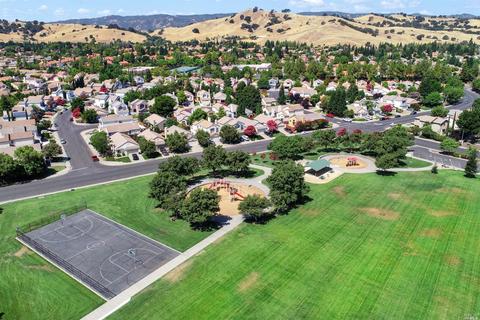 511 Edenderry Dr, Vacaville, CA 95688 photo 57