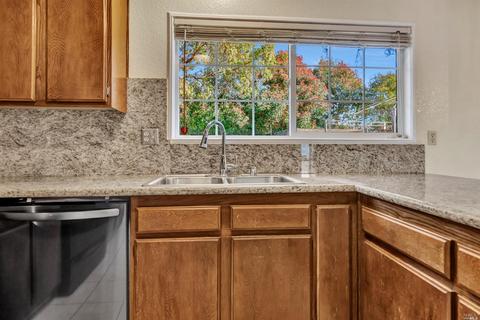 220 Notre Dame Dr, Vallejo, CA 94589 photo 7