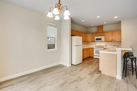 24 Dyquisto Way, Cotati, CA 94931 photo 8