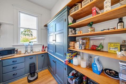 1218 Oak St, Napa, CA 94559 photo 14