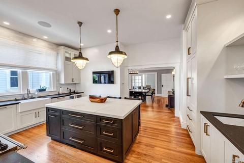 1218 Oak St, Napa, CA 94559 photo 10