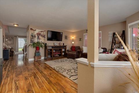 548 Walten Way, Windsor, CA 95492 photo 4