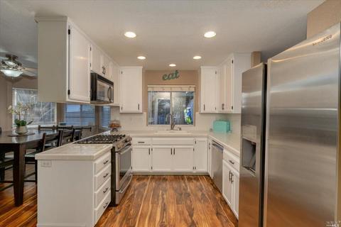 548 Walten Way, Windsor, CA 95492 photo 12