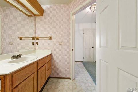264 Breezewalk Dr, Vallejo, CA 94591 photo 25