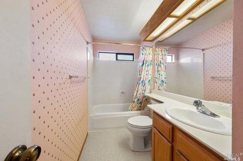 264 Breezewalk Dr, Vallejo, CA 94591 photo 28