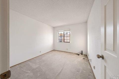264 Breezewalk Dr, Vallejo, CA 94591 photo 23