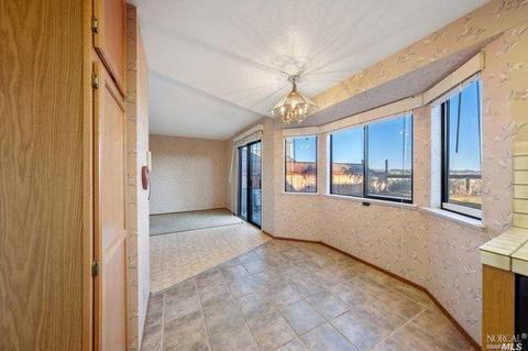 264 Breezewalk Dr, Vallejo, CA 94591 photo 5