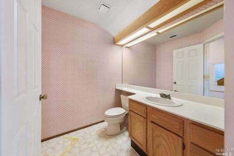 264 Breezewalk Dr, Vallejo, CA 94591 photo 24