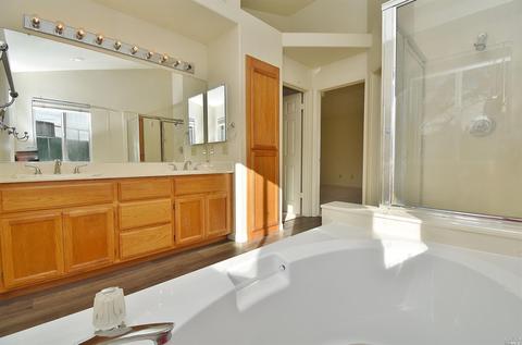 176 Parkhaven Dr, Vallejo, CA 94591 photo 37