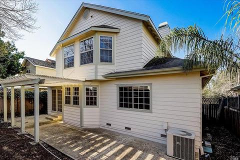 956 Wright St, Santa Rosa, CA 95404 photo 2