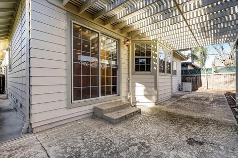 956 Wright St, Santa Rosa, CA 95404 photo 39