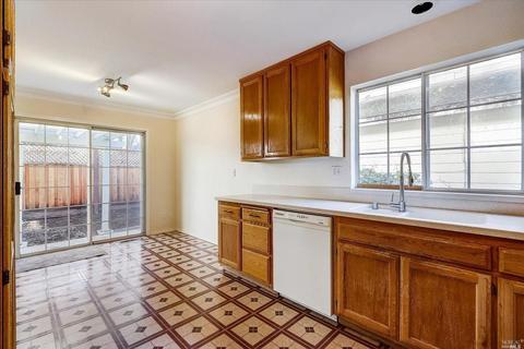 956 Wright St, Santa Rosa, CA 95404 photo 15