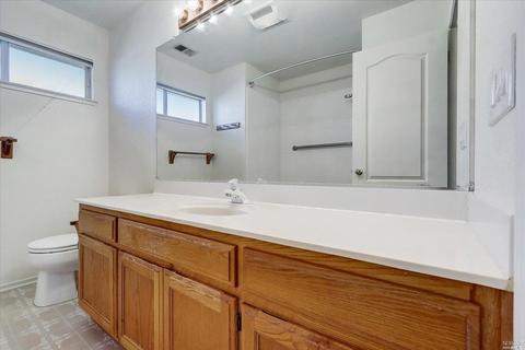 956 Wright St, Santa Rosa, CA 95404 photo 37
