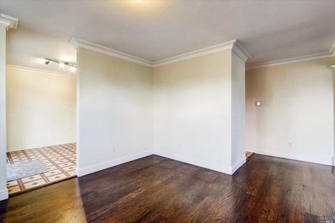 956 Wright St, Santa Rosa, CA 95404 photo 13