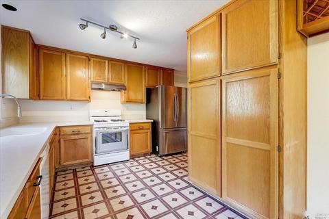 956 Wright St, Santa Rosa, CA 95404 photo 17