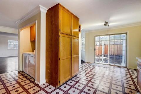 956 Wright St, Santa Rosa, CA 95404 photo 18