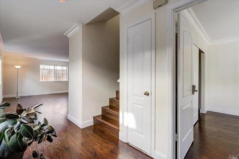 956 Wright St, Santa Rosa, CA 95404 photo 4