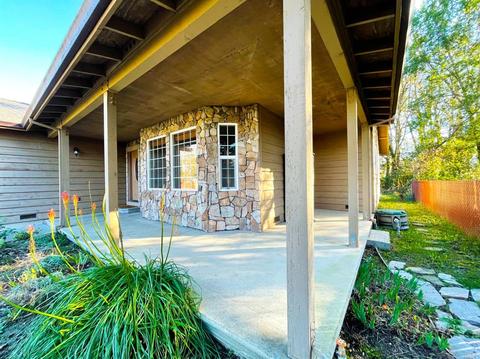 701 S Coast St, Willits, CA 95490 photo 6