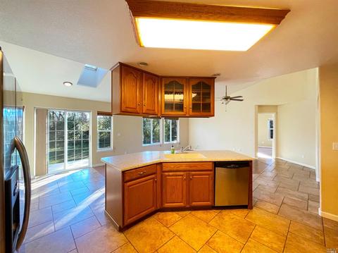 701 S Coast St, Willits, CA 95490 photo 11