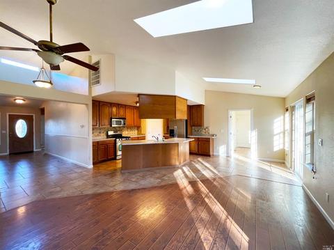 701 S Coast St, Willits, CA 95490 photo 10
