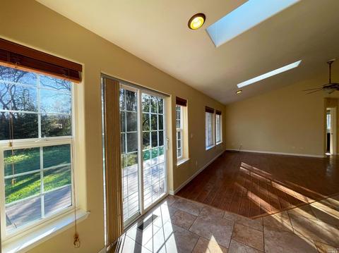 701 S Coast St, Willits, CA 95490 photo 8