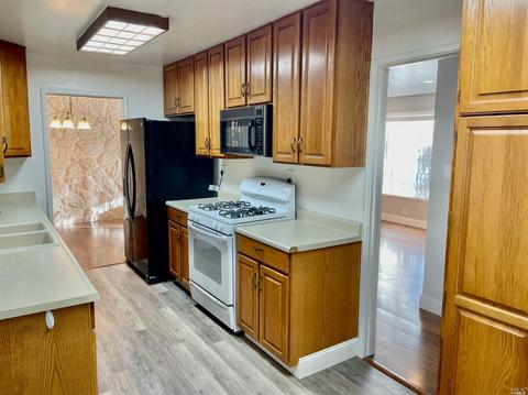 903 Rollingwood Dr, Vallejo, CA 94591 photo 10