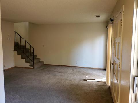 408 Corcoran Ave #2, Vallejo, CA 94589 photo 4