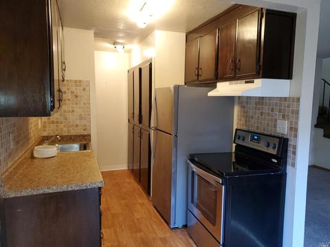 408 Corcoran Ave #2, Vallejo, CA 94589 photo 2