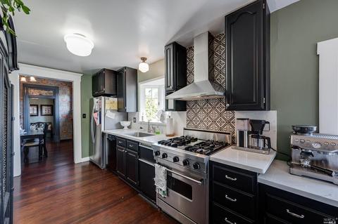121 E J St, Benicia, CA 94510 photo 24