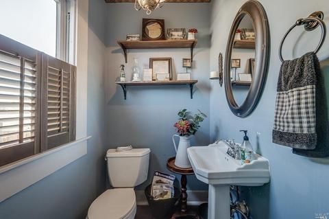 121 E J St, Benicia, CA 94510 photo 58