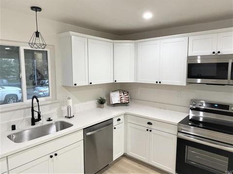 253 Serrano Dr, Fairfield, CA 94533 photo 4