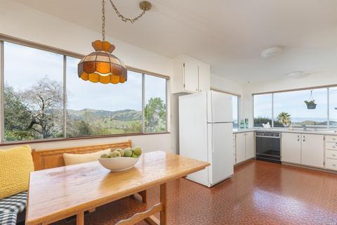196 Esmeyer Dr, San Rafael, CA 94903 photo 9