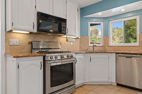 9512 Jessica Dr, Windsor, CA 95492 photo 19