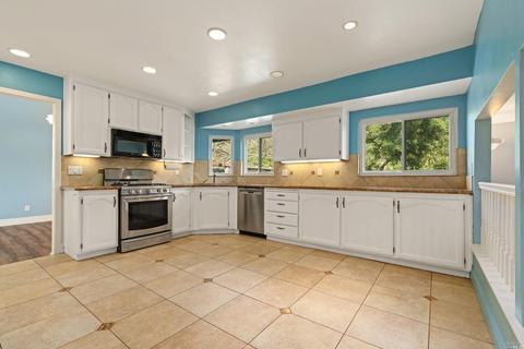 9512 Jessica Dr, Windsor, CA 95492 photo 17