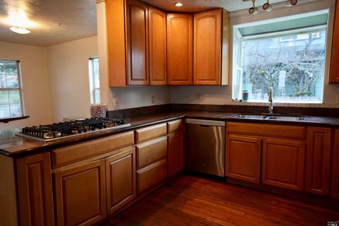 154 Wood St, Willits, CA 95490 photo 5