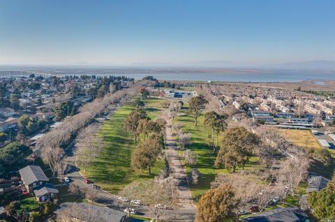 38 Werden St, Vallejo, CA 94590 photo 5