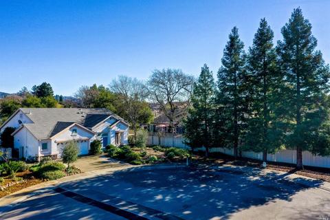 104 Spring Ct, Cloverdale, CA 95425 photo 2